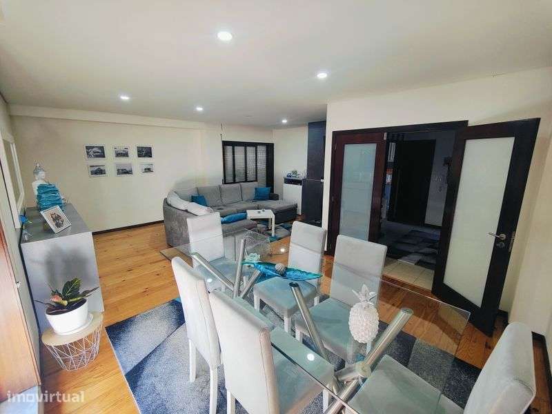 Apartamento T3 Com Garagem E Elevador