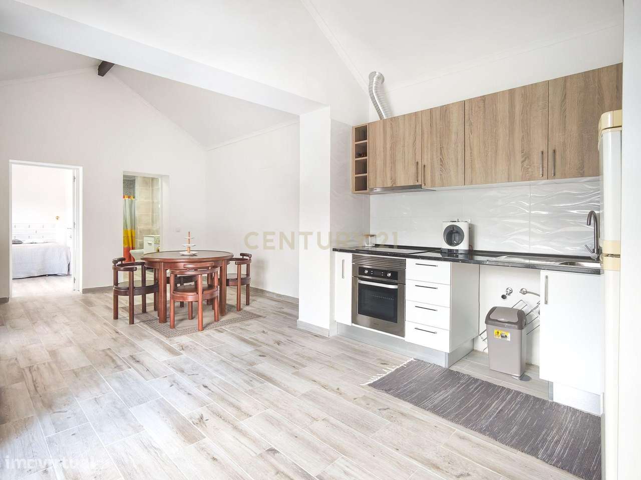 O Refúgio Perfeito em Tavira | Moradia T2 Térrea Renovada em 2024 junt-14