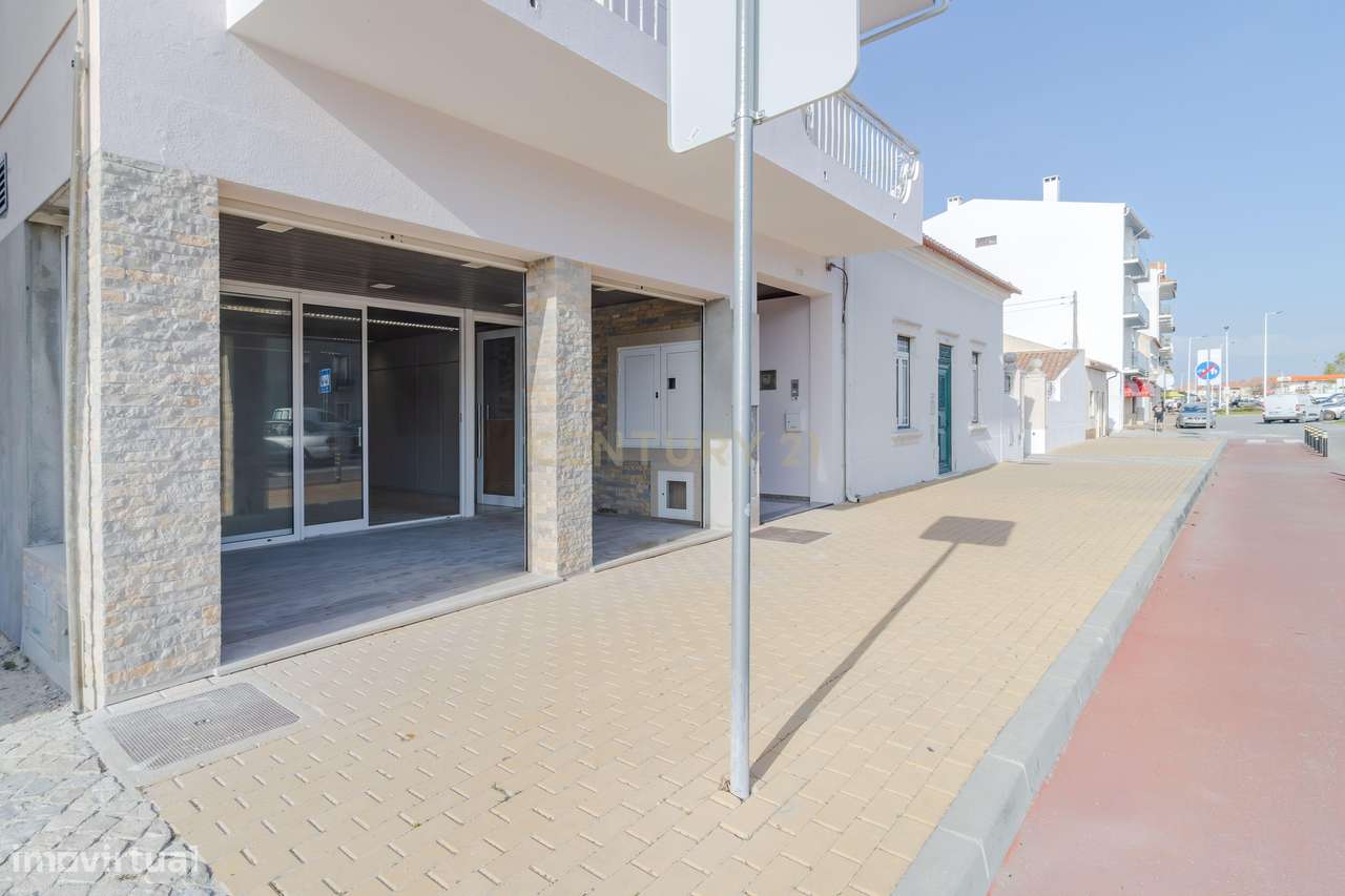 Excelente Loja para arrendamento no centro de Pataias - Grande imagem: 2/25