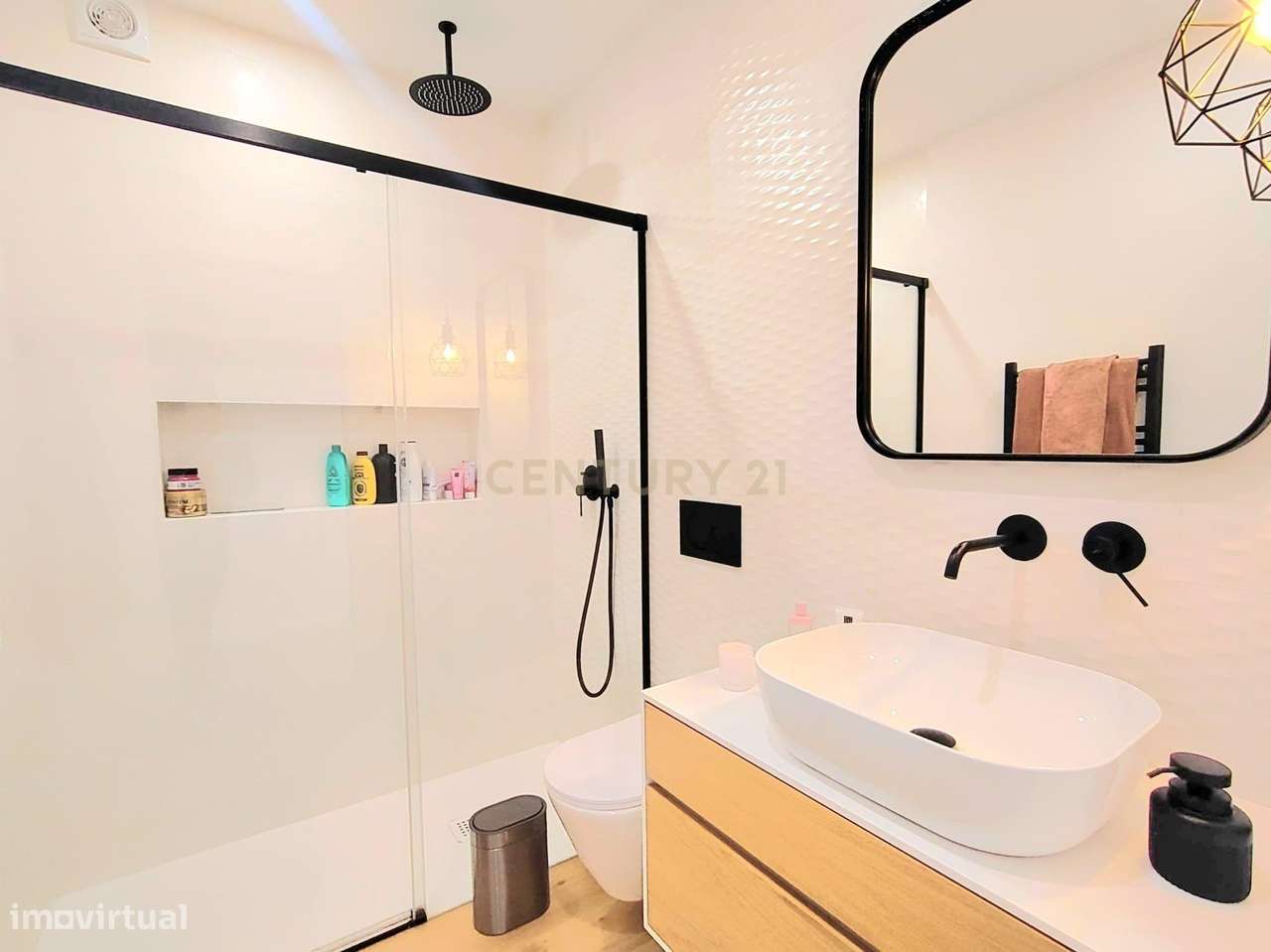 Moradia T3 em Primeira Linha de Mar em Cepães, Esposende-22