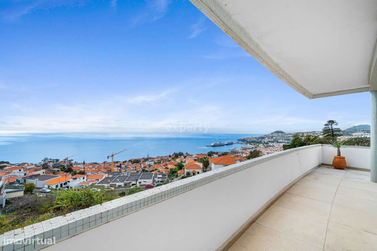 Moradia T4 com vista baía do Funchal, Madeira-16