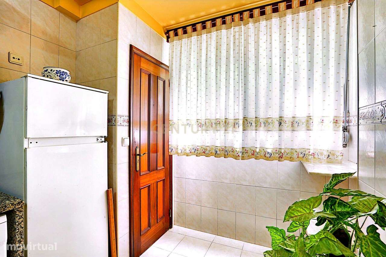 Apartamento T3 convertido em T2 em Linda-A-Velha - excelente localizaç-10