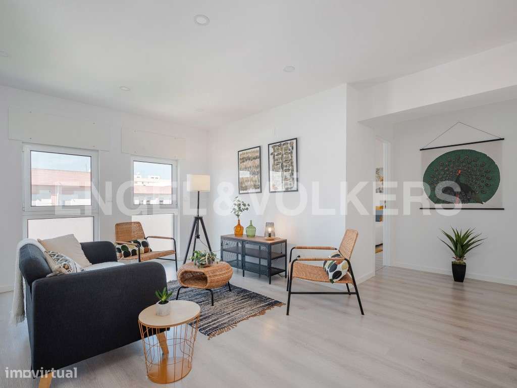 T3 em renovação no centro de Benfica - Grande imagem: 2/16