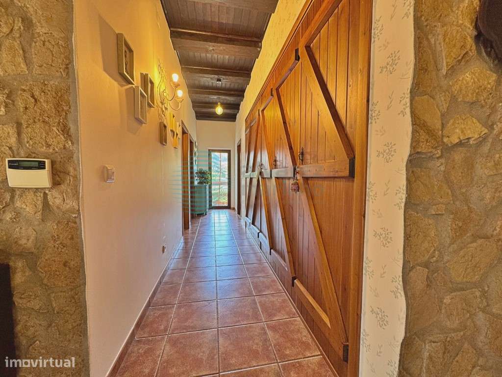 Moradia T4 com piscina, em Melroeira, Torres Vedras-3