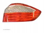 LAMPA TYLNA PRAWA FORD MONDEO MK4 KOMBI - 2