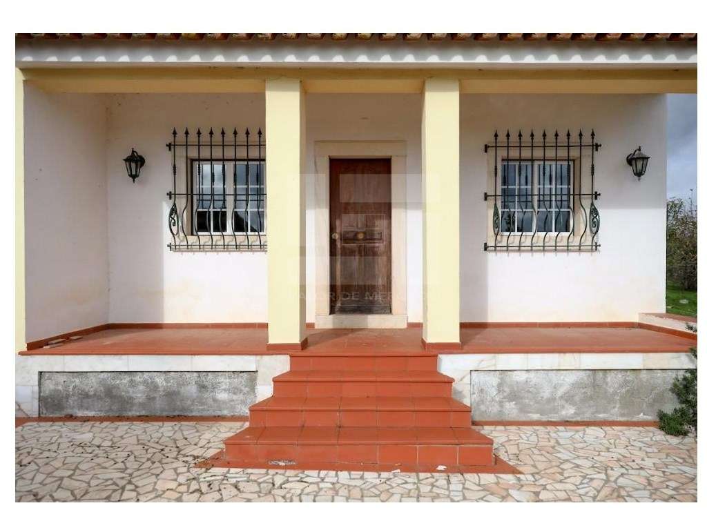 Moradia T4 com Terreno e Armazém em Borba. - Grande imagem: 4/5