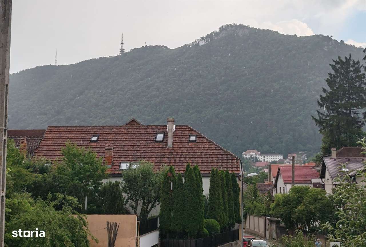 Apartament 2 camere  în casă, situat în centrul istoric !-11