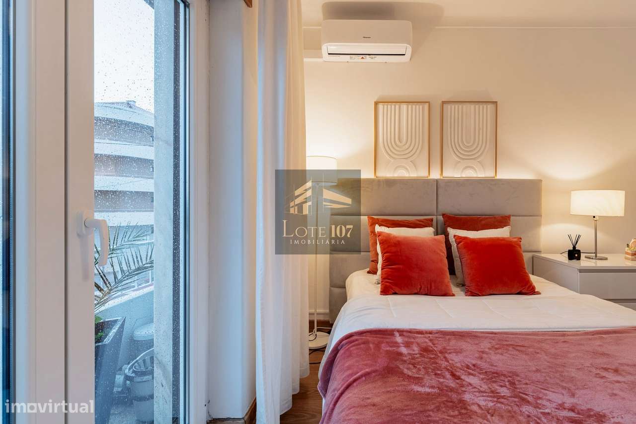 Apartamento T2 Remodelado em Pinhal Novo-20