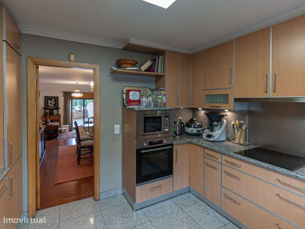 Moradia T5 em Vilarinha-21