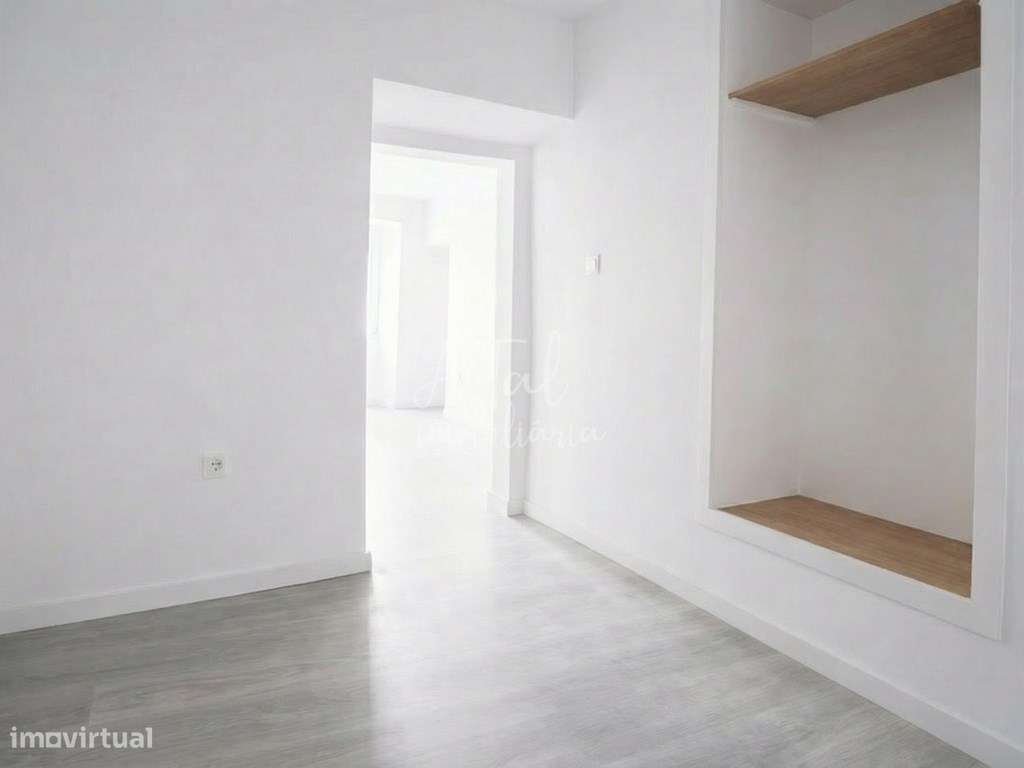 Moradia T3 Remodelada em Nisa-5