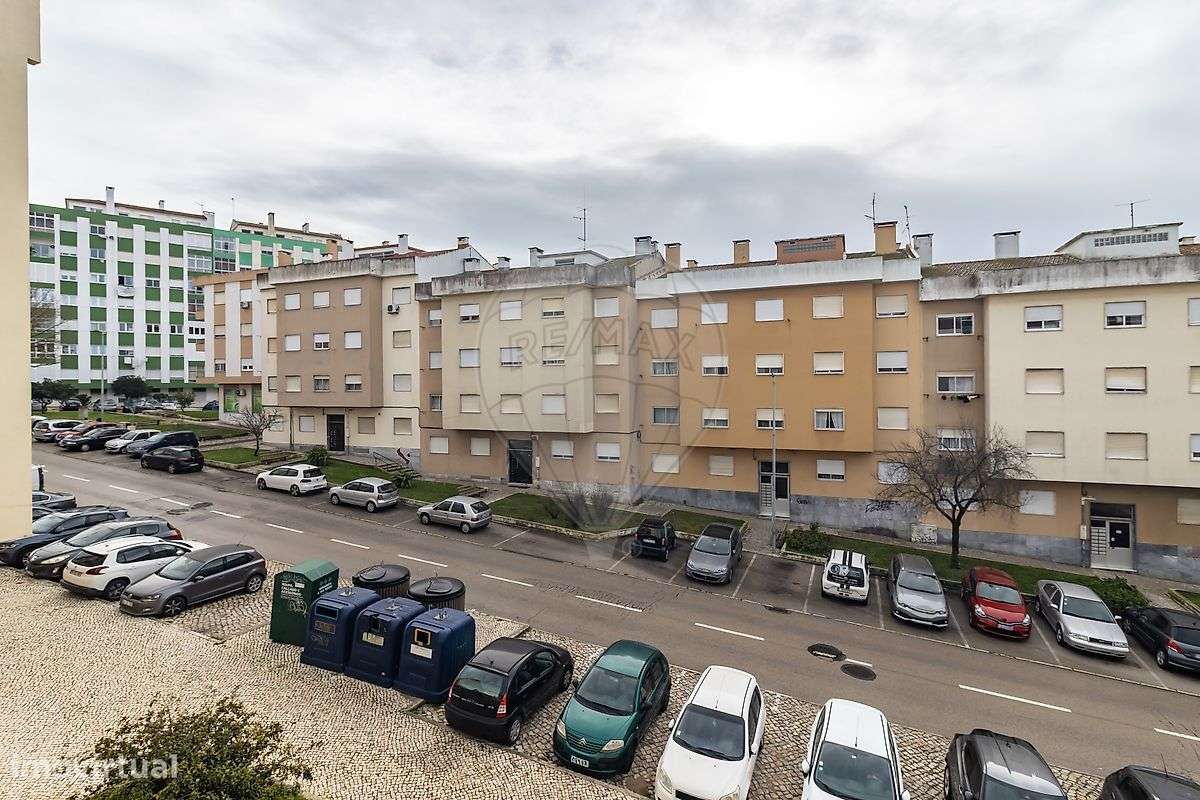 T2 Semi-Remodelado na Torre da Marinha-9