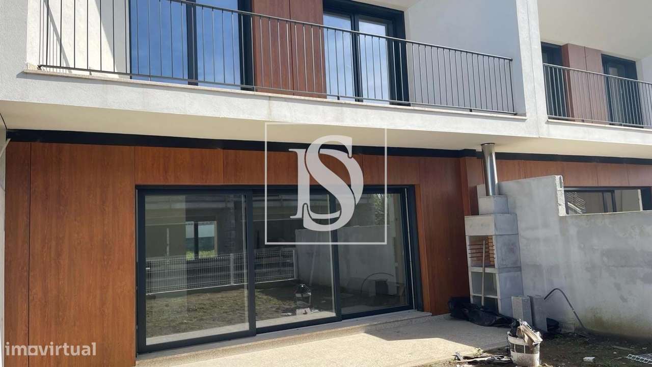 Moradia em Banda T3 em UDF de Merelim (São Pedro) e Frossos-20