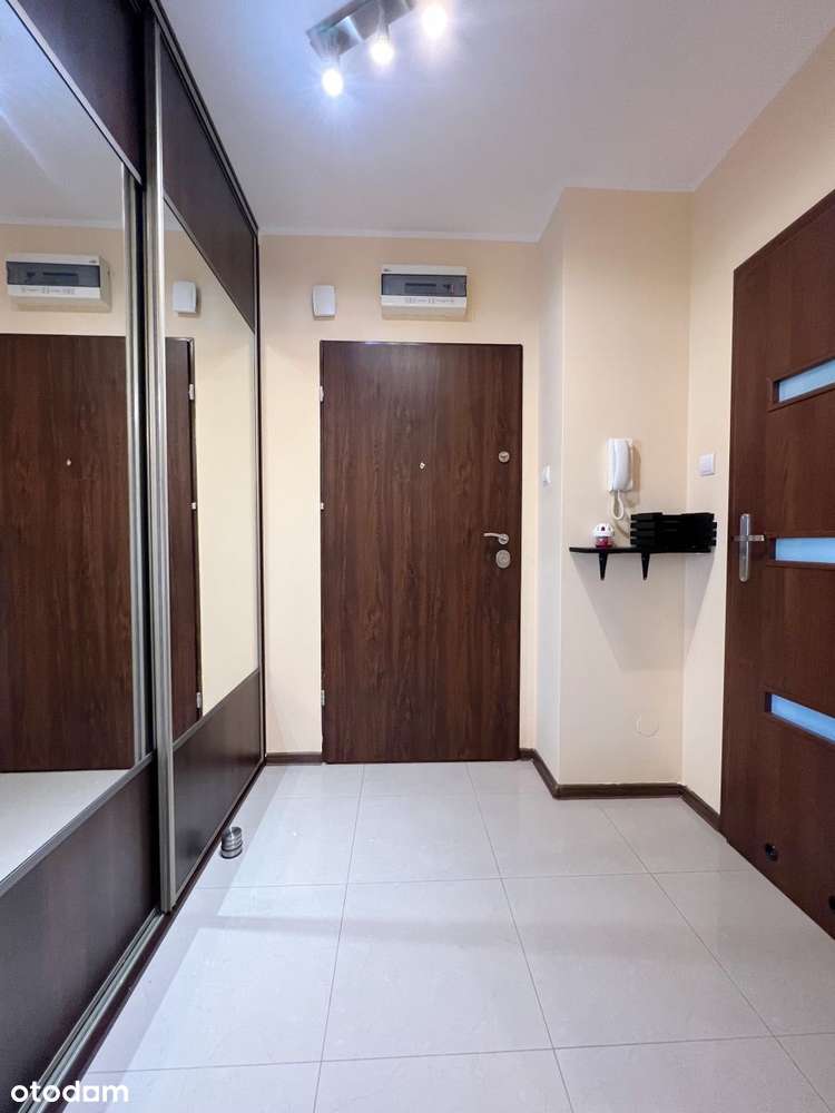 Ustawnakawalerka z balkonem, winda, miłe osiedle-4