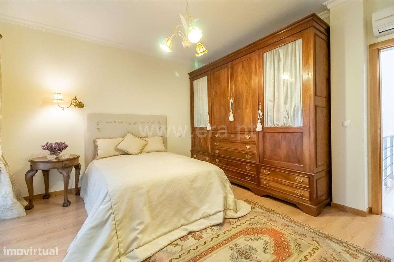 Moradia em Banda T4 / Fundão, Fundão-12