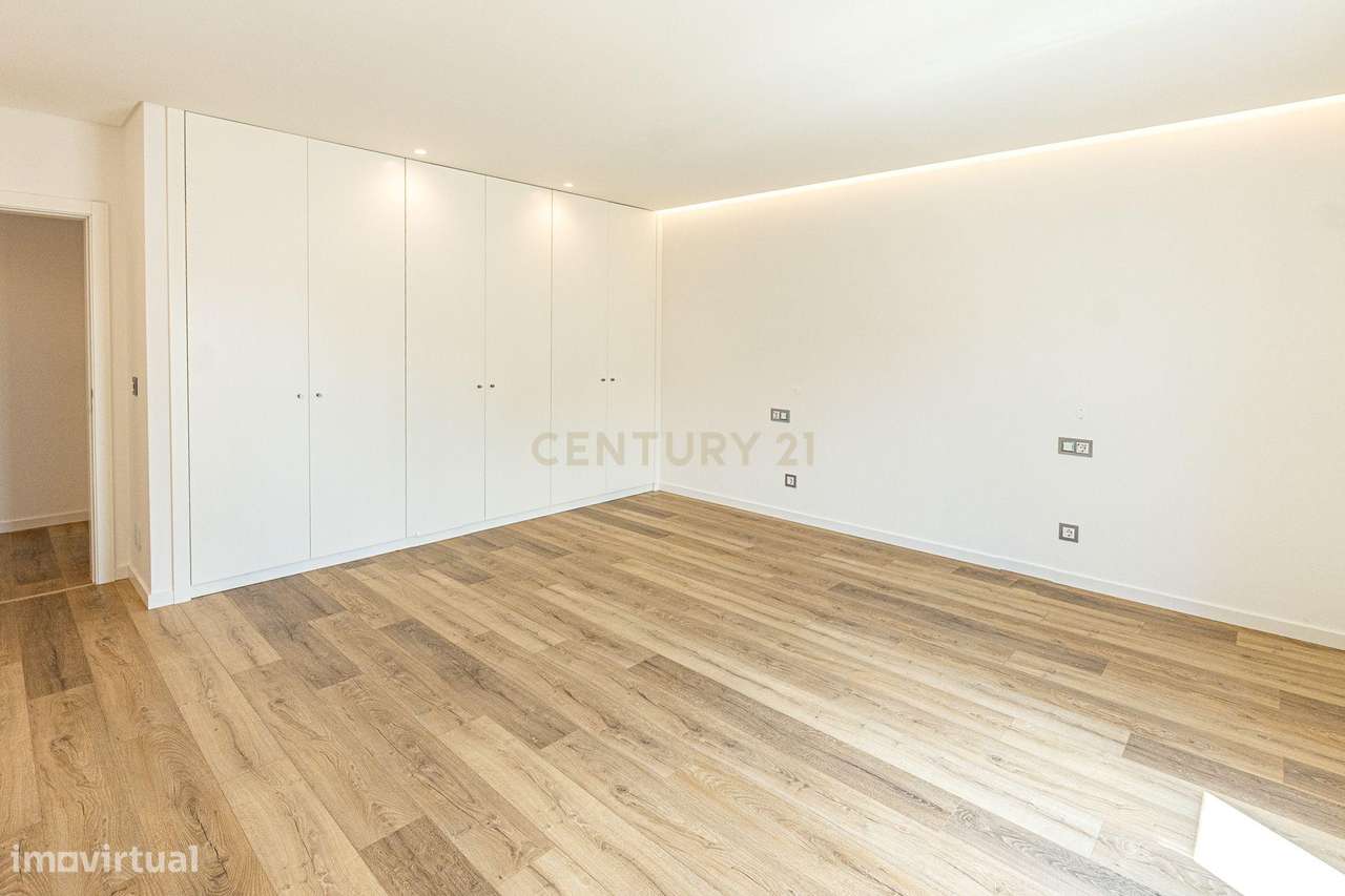 Moradia T6 de Luxo - 924 m² - Piscina -  São Pedro da Cadeira - Nova-39