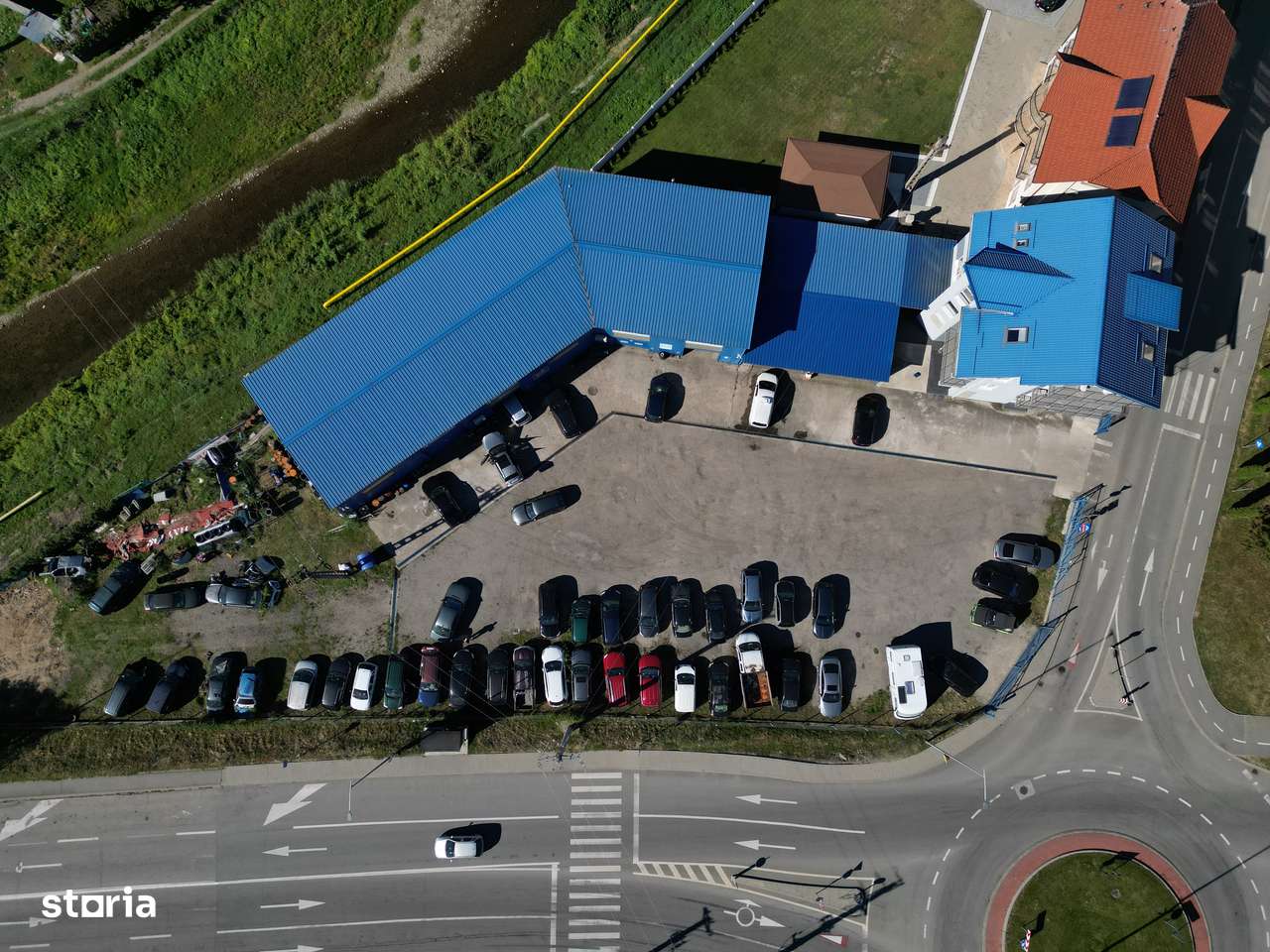 Posibilitate unica de investitie spatiu comercial si rezidential - Imagine principală: 4/16