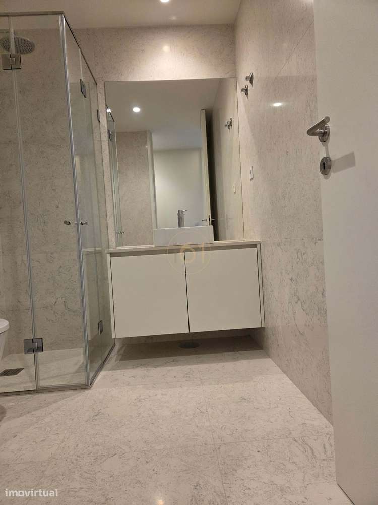 Apartamento T1 na Zona de Damião de Gois-8