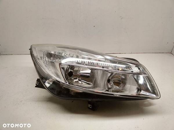 OPEL INSIGNIA A 2008-11 PRAWA LAMPA PRZÓD ORYGINAŁ - 1