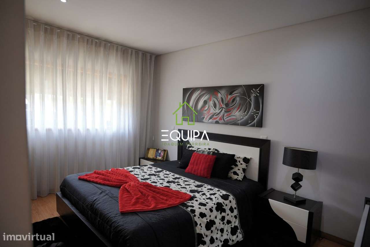 MORADIA ISOLADA T3+T2-9