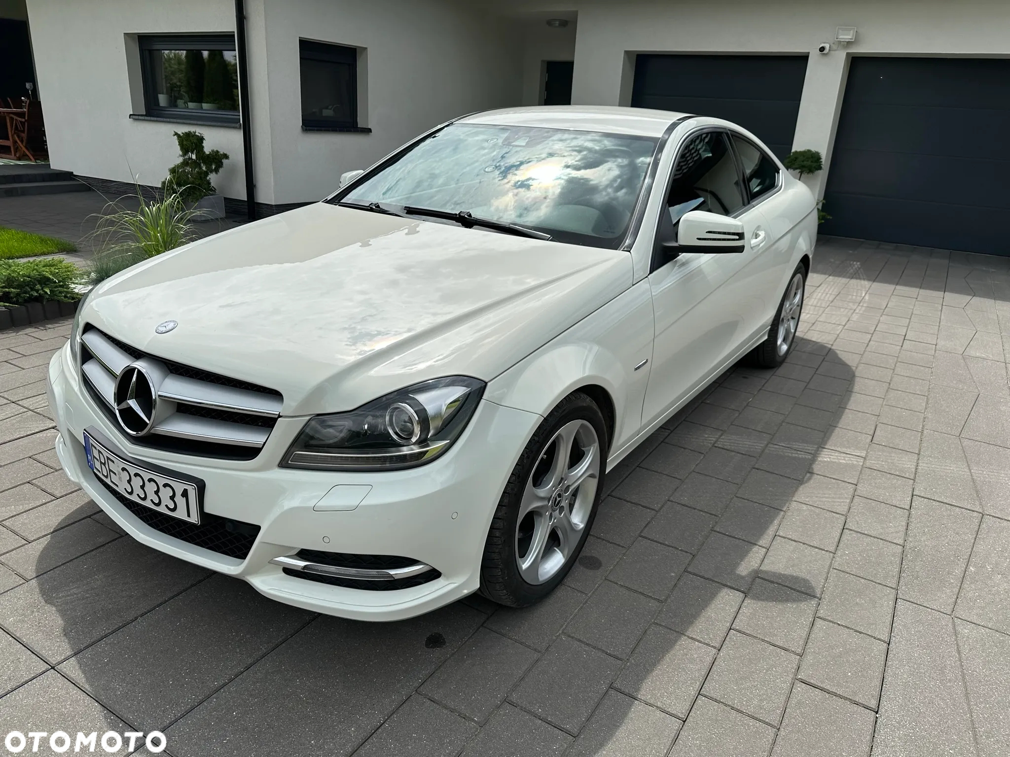 Mercedes-Benz Klasa C 250 CDI DPF Coupe (BlueEFFICIENCY) - 2