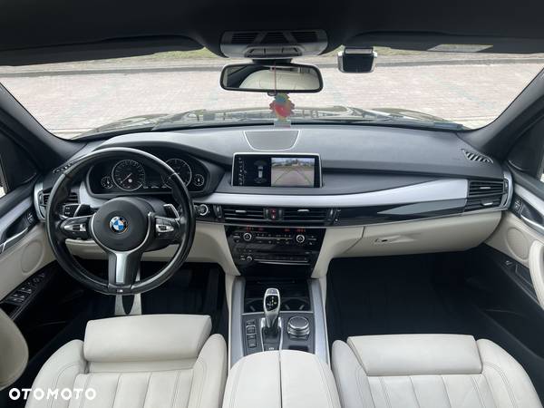 BMW X5 xDrive30d - 12