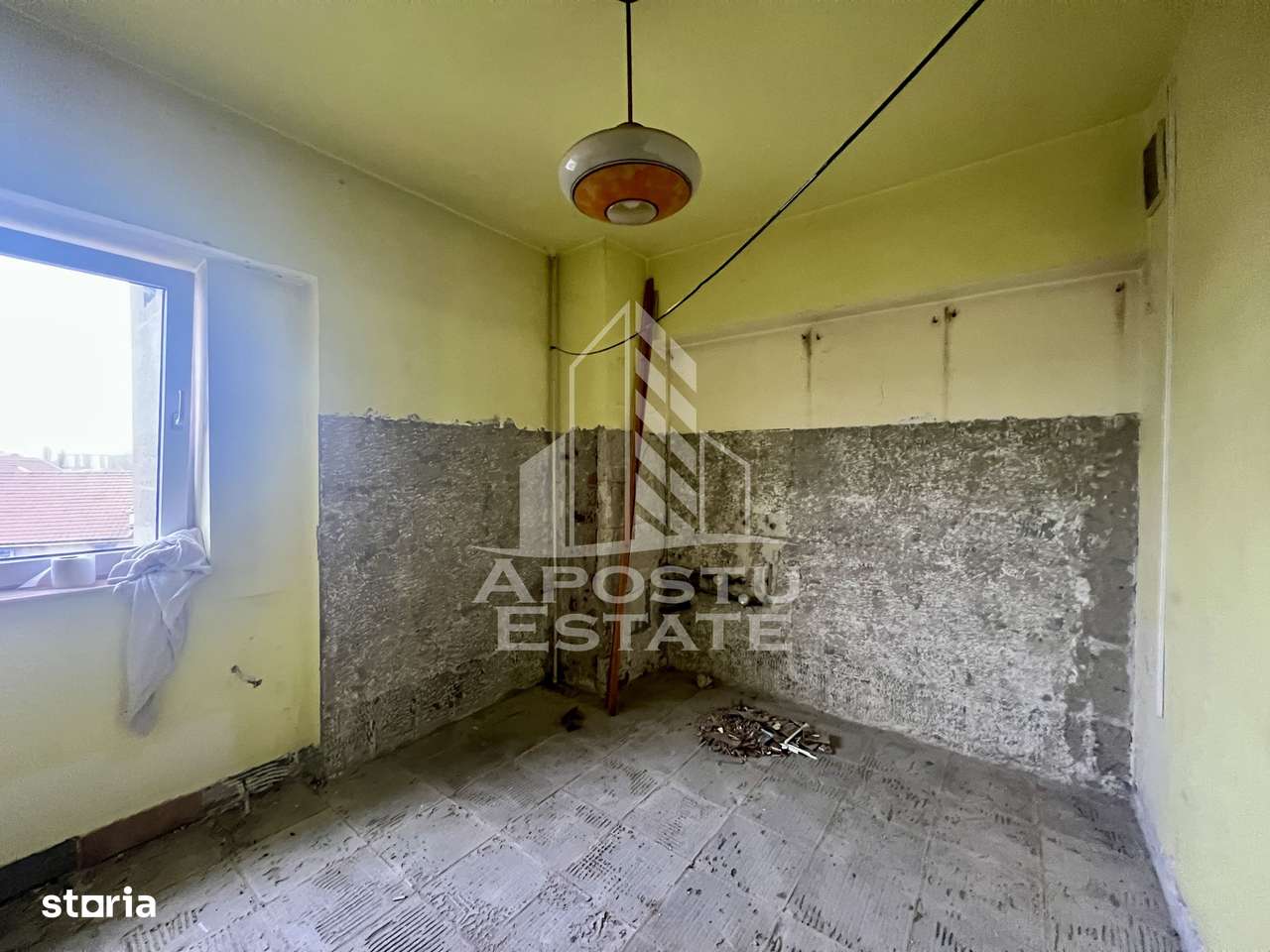 Apartament 4 camere, decomandat, etaj intermediar, Simion Barnutiu - Imagine principală: 4/10