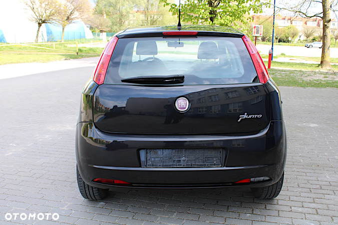 Fiat Grande Punto - 6