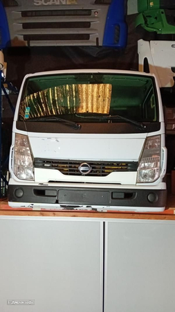 Cabine Nissan Atleon  Cabine Completa - 1