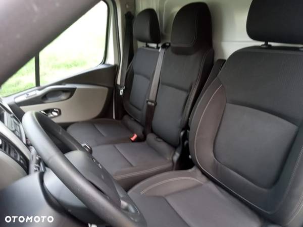 Renault Trafic - 29