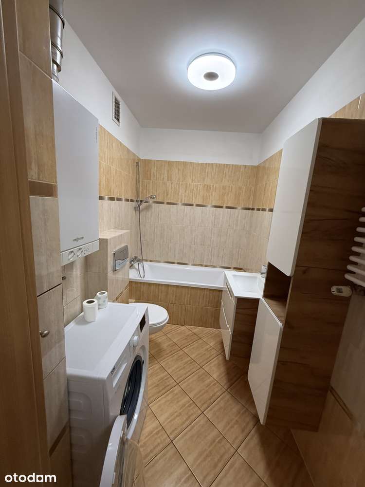 Przytulne 2-pokojowe mieszkanie z balkonem i dużym garażem Krzycka 92 - Pełny obrazek: 5/10