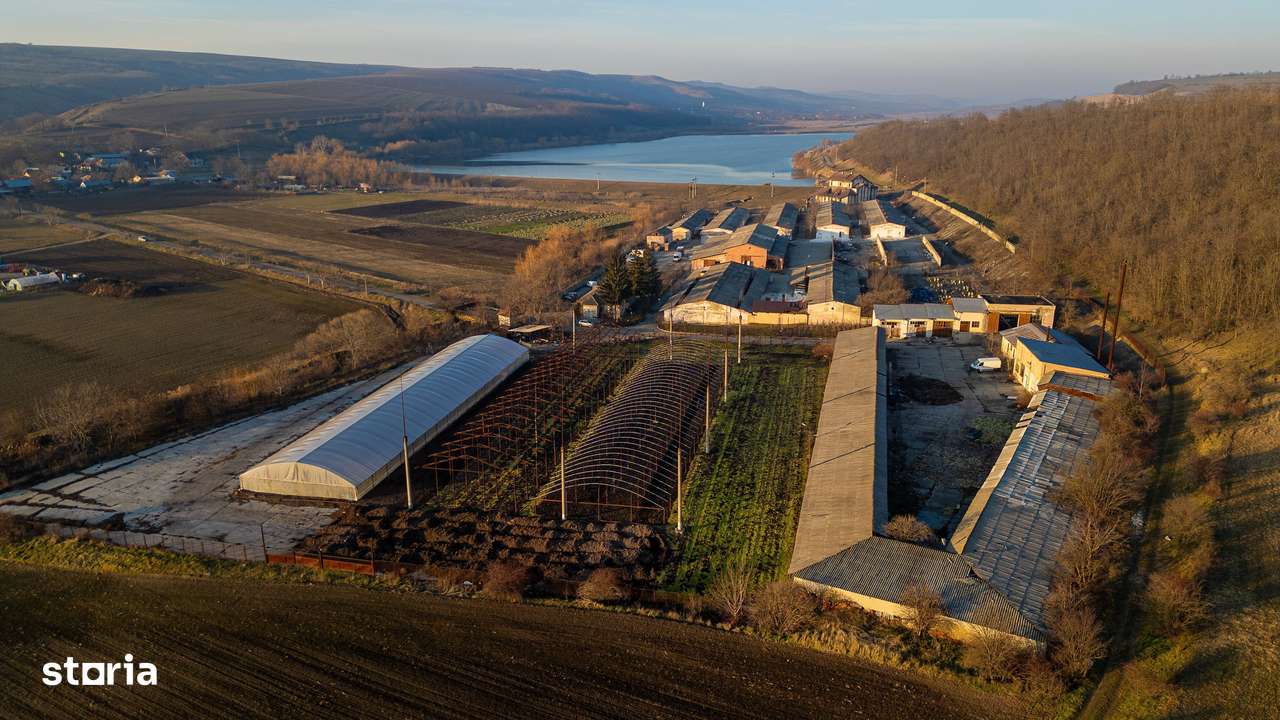 Fosta Ferma a Partidului de la Horgesti - de vanzare - Imagine principală: 3/20