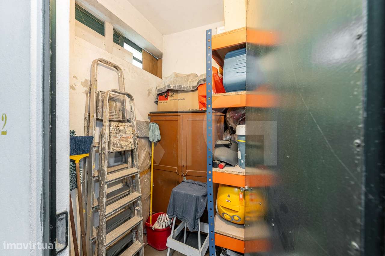 T2 com Varanda, Lugar de garagem e Arrumos em Custóias - Matosinhos-33