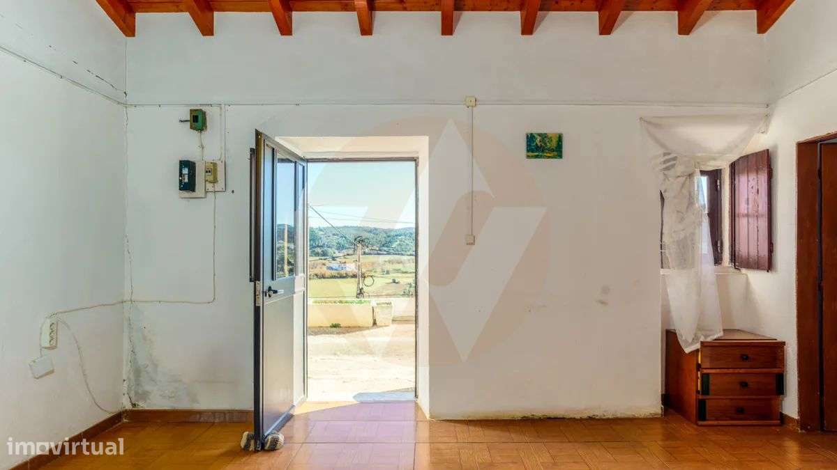 Moradia T2 no Centro Histórico da vila de Aljezur-5