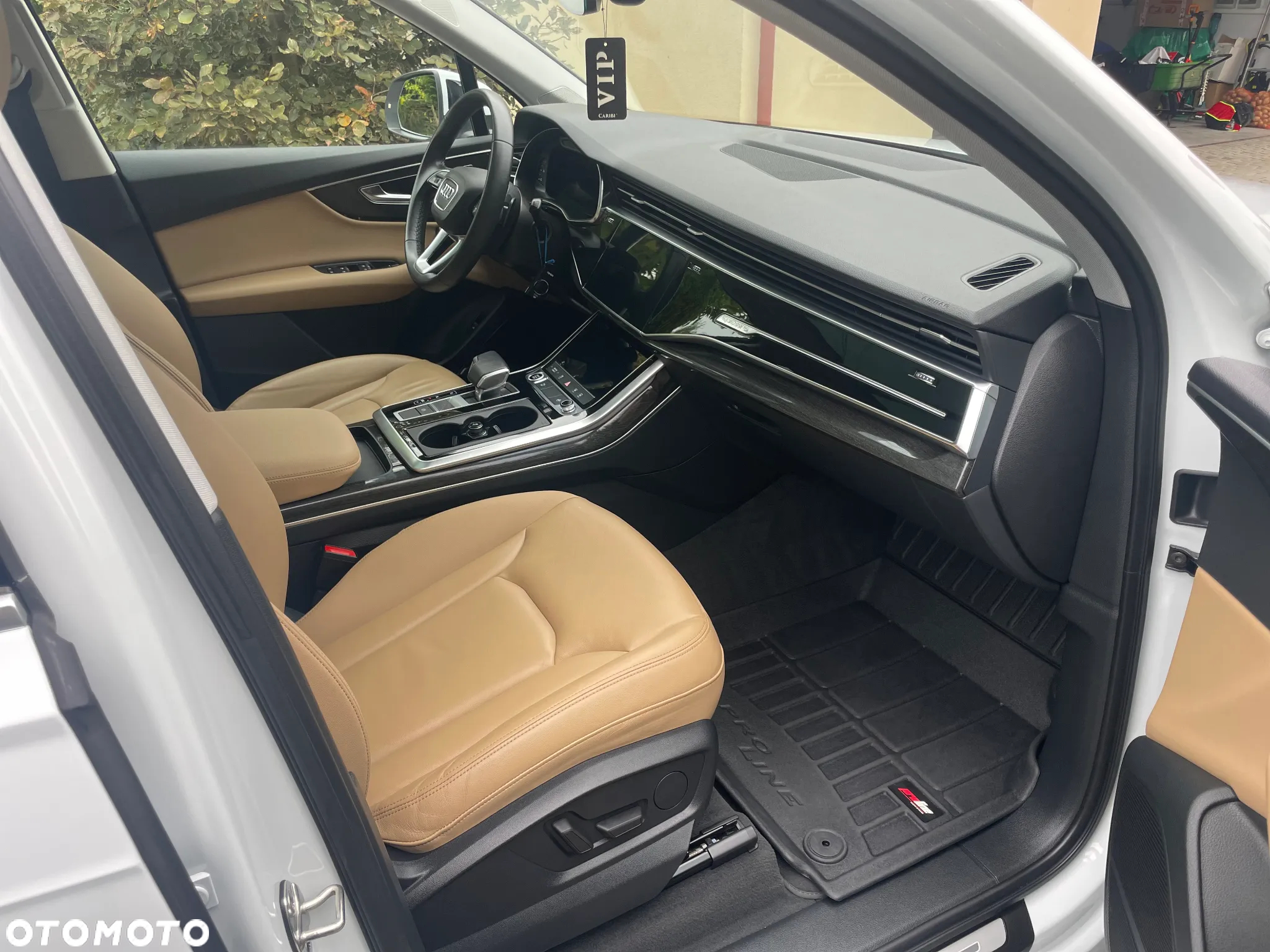 Audi Q7 55 TFSI quattro tiptronic - 14