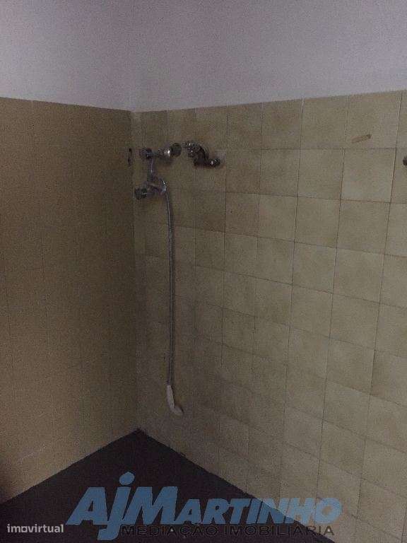 Armazém ou Garagem, Porto, Ao Marquês-5