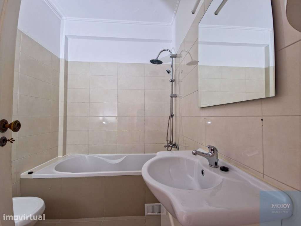 Simpático Apartamento T2 na Quinta da Bicuda-17