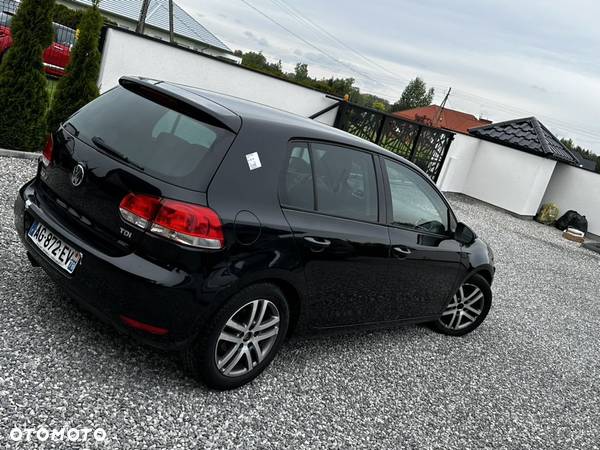 Volkswagen Golf 2.0 TDI DPF Comfortline - 13