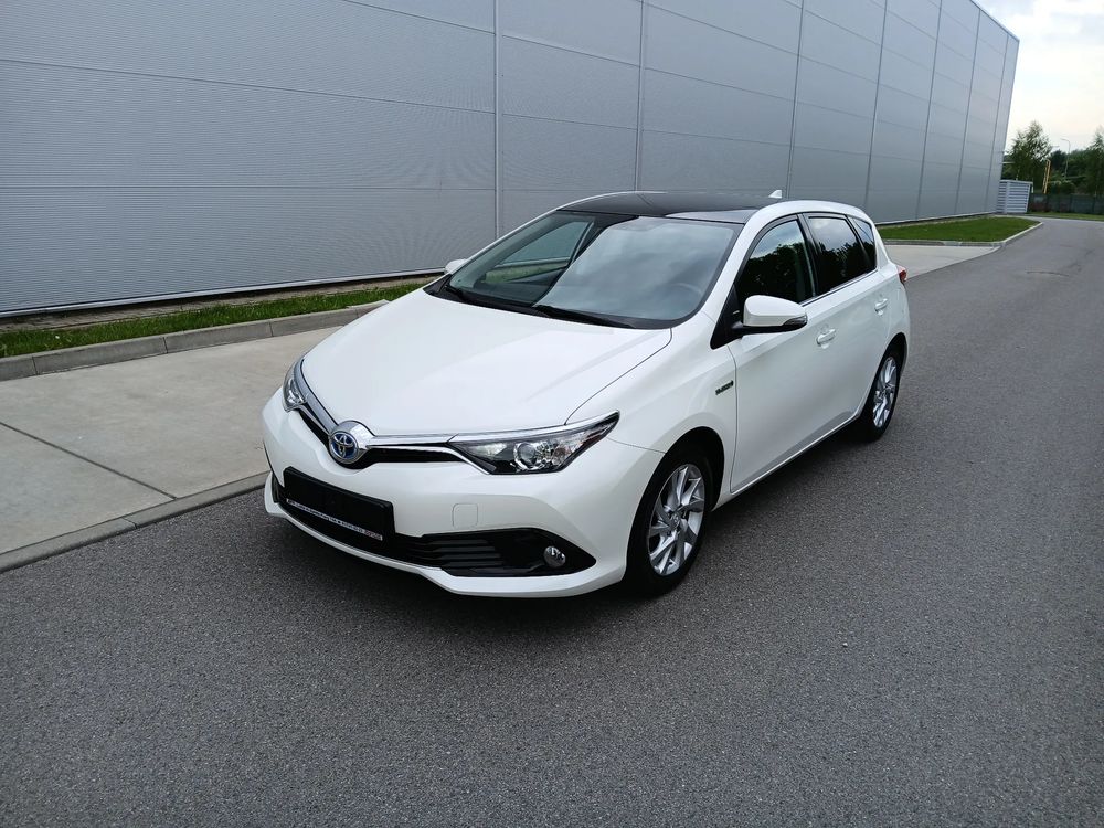 Toyota Auris II 2015