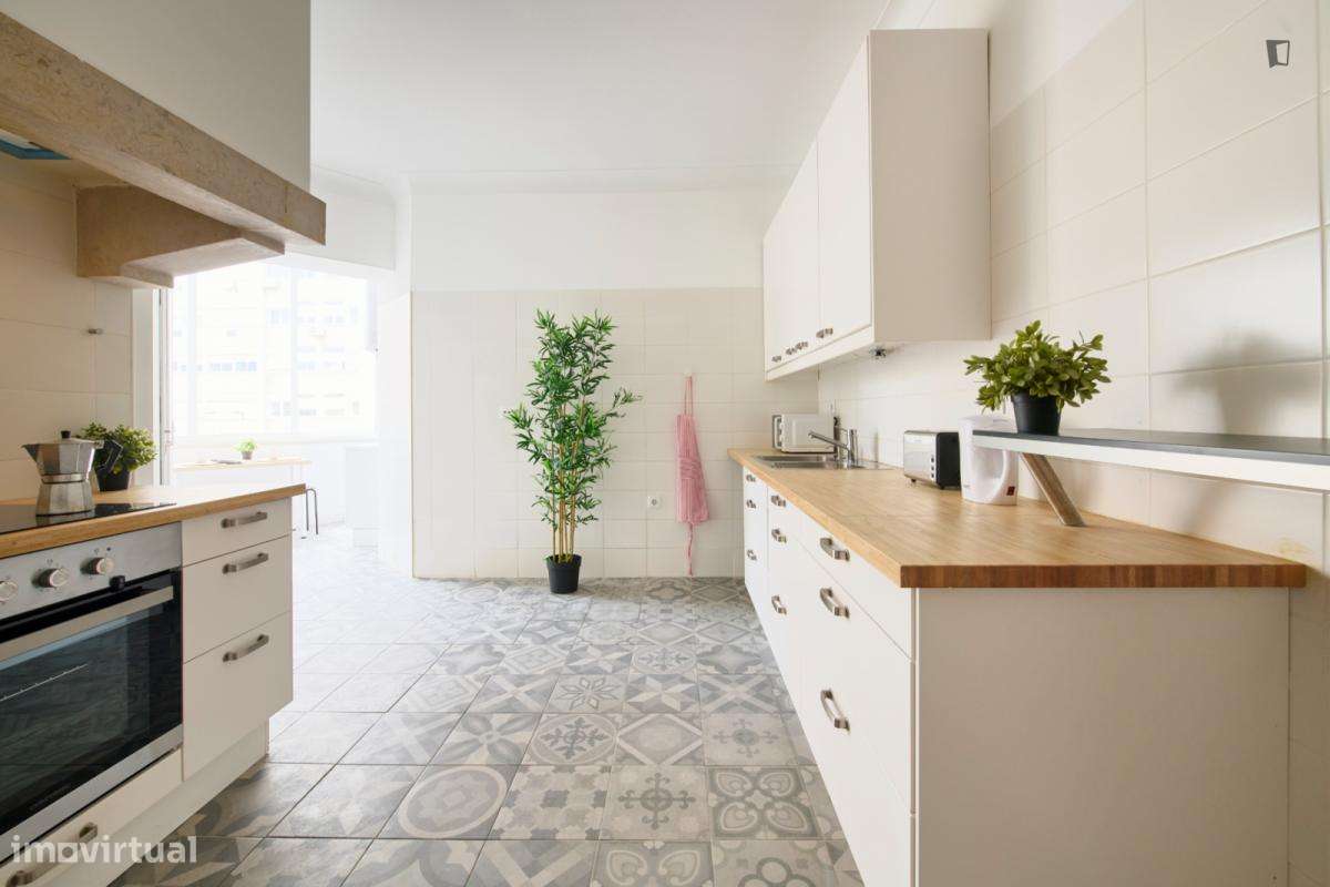 Quarto - localizado em Alvalade Lisbon - Grande imagem: 5/13