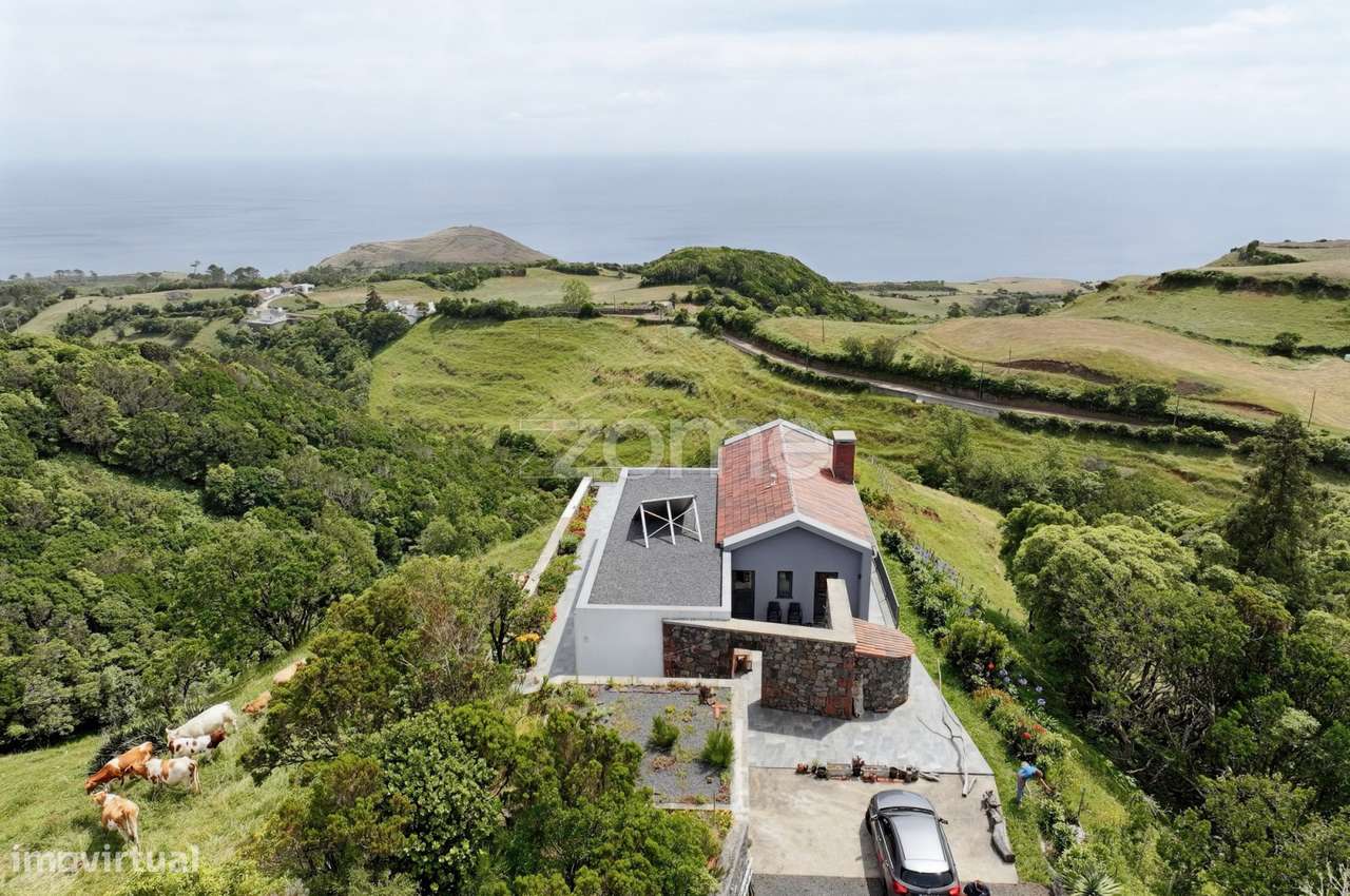 Moradia Contemporânea com Vista Panorâmica sobre o Oceano – Malbusc... - Grande imagem: 2/27