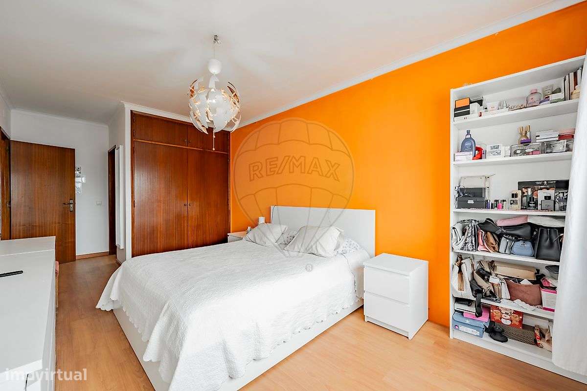 Apartamento T3 Parcialmente Renovado, situado em Ferreiros, Braga-14