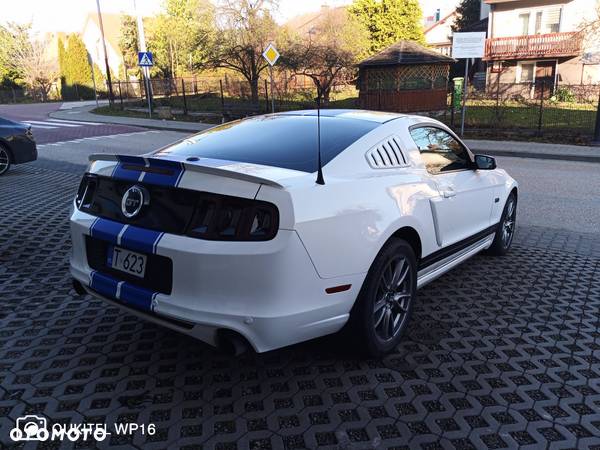 Ford Mustang 5.0 V8 GT Premium - 13