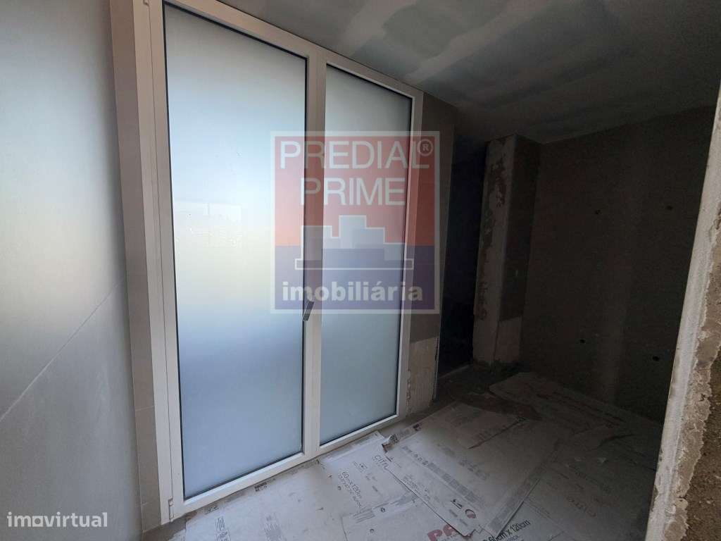 EXCELENTE APARTAMENTO T3 NO CENTRO DE OLIVEIRA DE AZEMEIS-14