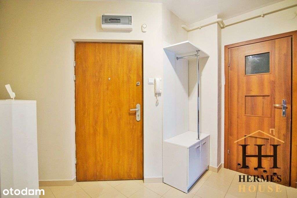 Trzy pokoje w nowym budownictwie, Węglinek-10