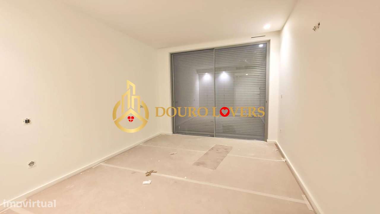 Apartamento T3 em Vila Nova de Gaia, em S. Félix da Marinha - Grande imagem: 5/29