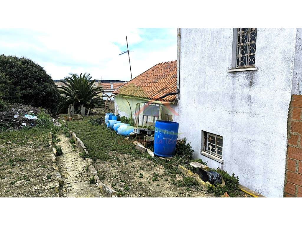 Quintinha para reconstruir com vista mar-11