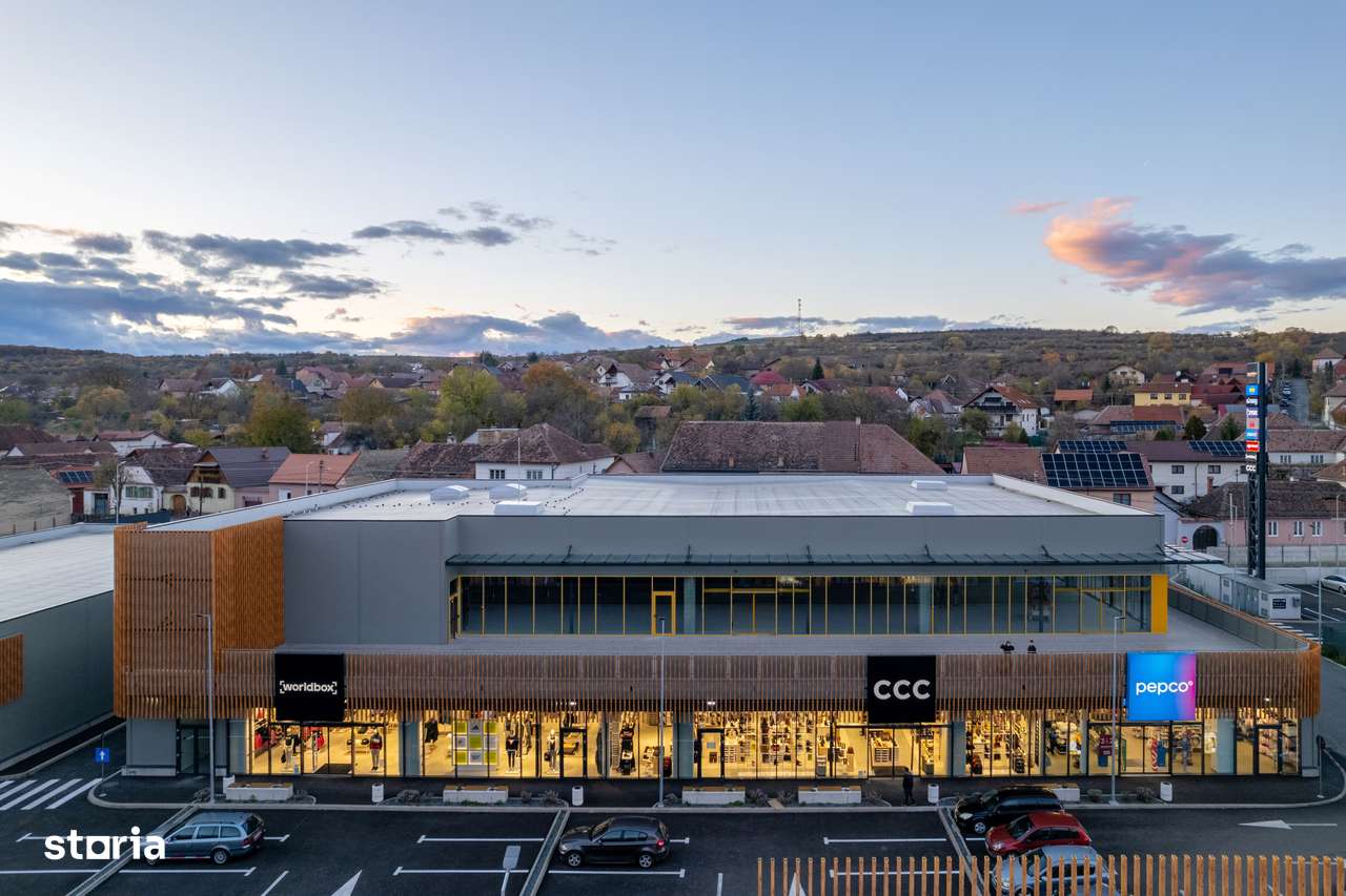 Spatiu comercial de inchiriat zona centrala Cisnadie - Imagine principală: 5/12