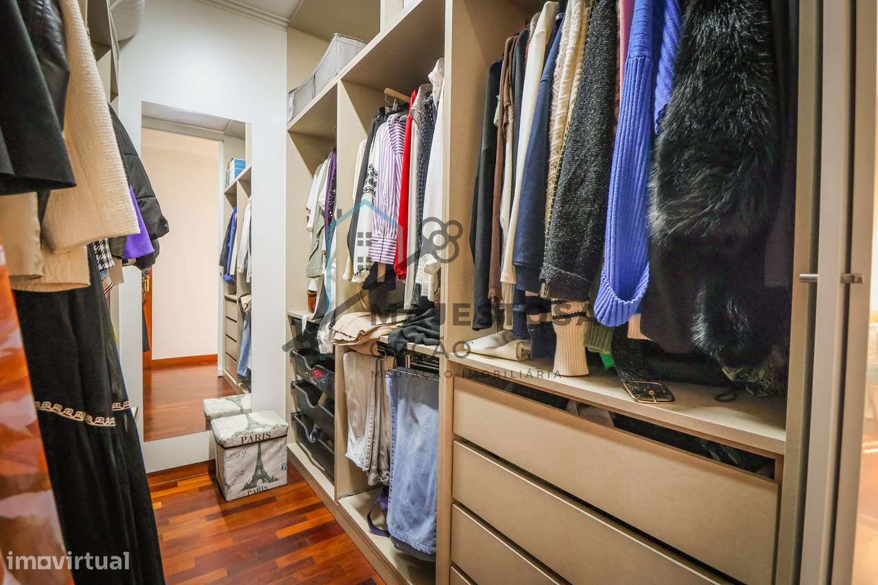 Apartamento T3 com Excelente Localização — São Vicente, Braga-18