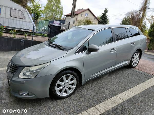 Toyota Avensis 2.2 D-4D Sol Plus - 9