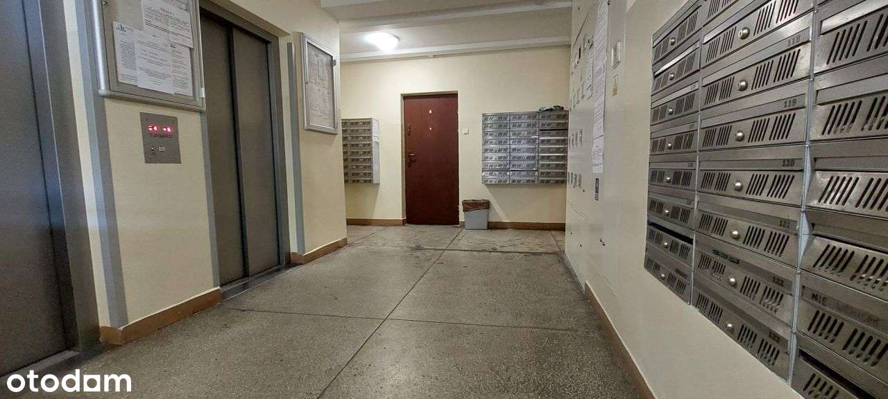 Mieszkanko z Kw przy Al. Jana Pawła II-13